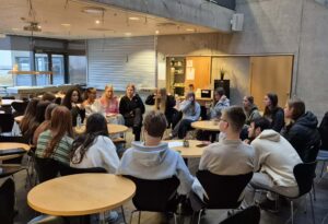 Gestirnir komu undir kvöld í FAS. Die Gäste kamen gegen 17 Uhr.